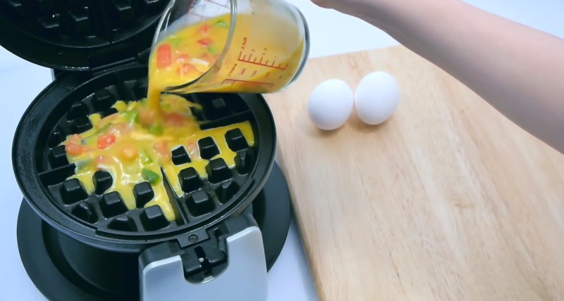 8 schmackhafte Ideen, die man mit dem Waffeleisen machen kann.