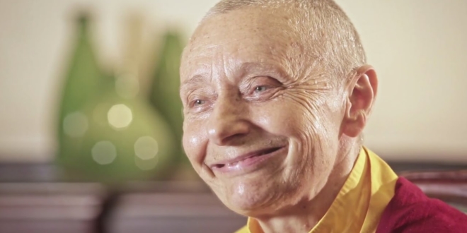 Buddhistische Nonne erklärt den Unterschied zwischen aufrichtiger Liebe und Anhänglichkeit
