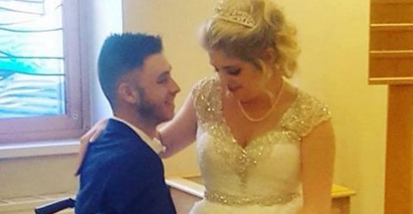 Der 23 jährige Jack litt an Krebs im Endstadium – an seinem Hochzeitstag überrascht er seine Braut erneut