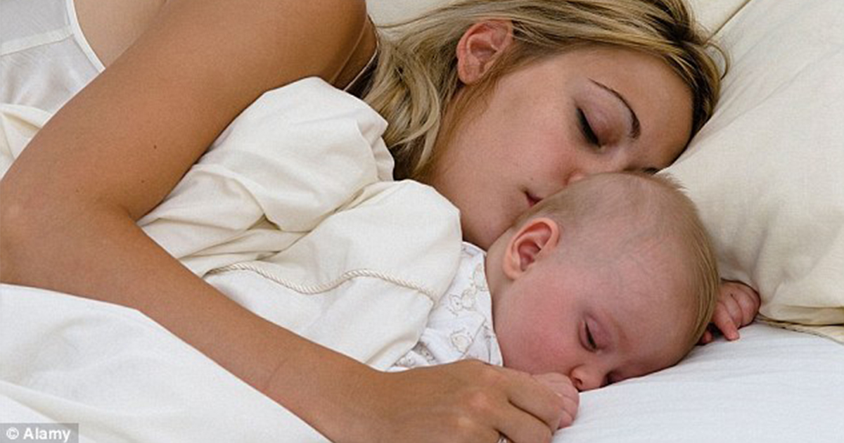 Schlechte Nachrichten für Väter: Kinder bis zum 3. Lebensjahren müssen mit Müttern schlafen!
