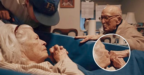 105 jähriger Mann geht ins Krankenhaus, um am 80. Hochzeitstag mit der 100 jährigen Frau zusammen zu sein