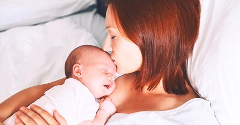 Eine Schwiegermutter änderte heimlich den Namen des Enkels, während sich die neue Mutter vom Kaiserschnitt erholte