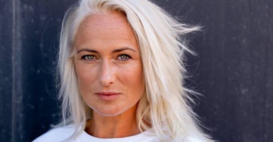 Elsa blond: GZSZ Star Eva Mona Rodekirchen hat neue Frisur