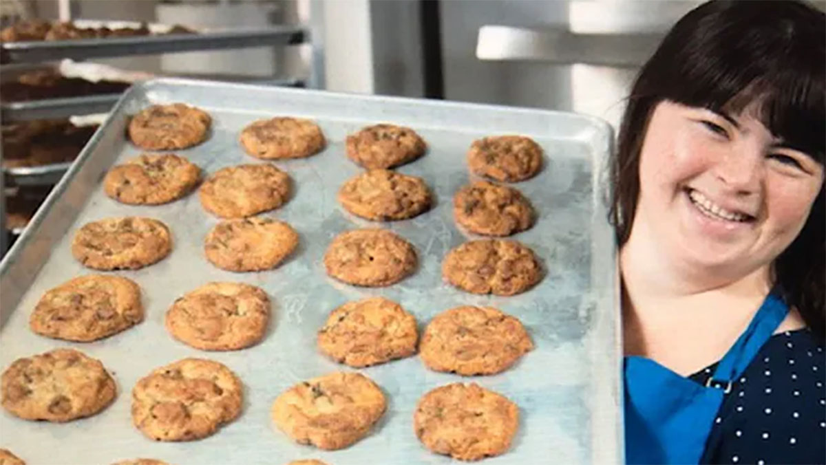 Frau mit Down-Syndrom gründet eigenes Keks-Unternehmen – wurde bei 15 Jobs zuvor abgelehnt
