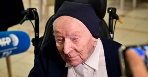 Französische Nonne überlebte Spanische Grippe und zwei Weltkriege – besiegt Corona vor 117. Geburtstag