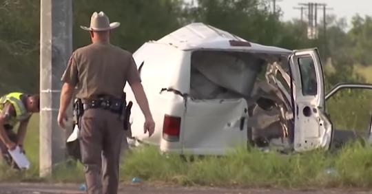 Zehn Tote und 20 Verletzte nach schwerem Unfall auf Highway in den USA – Lieferwagen kam von Fahrbahn ab