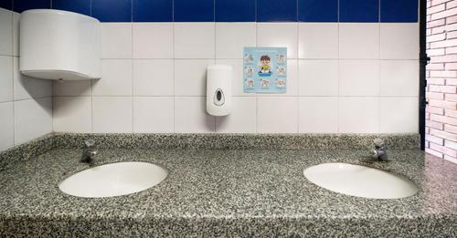 Hessischer Landkreis dreht Schulen und Turnhallen das Warmwasser ab