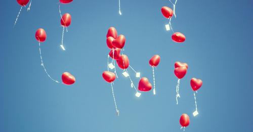 Nein, die Luftballons auf euren Hochzeiten sind kein bisschen romantisch