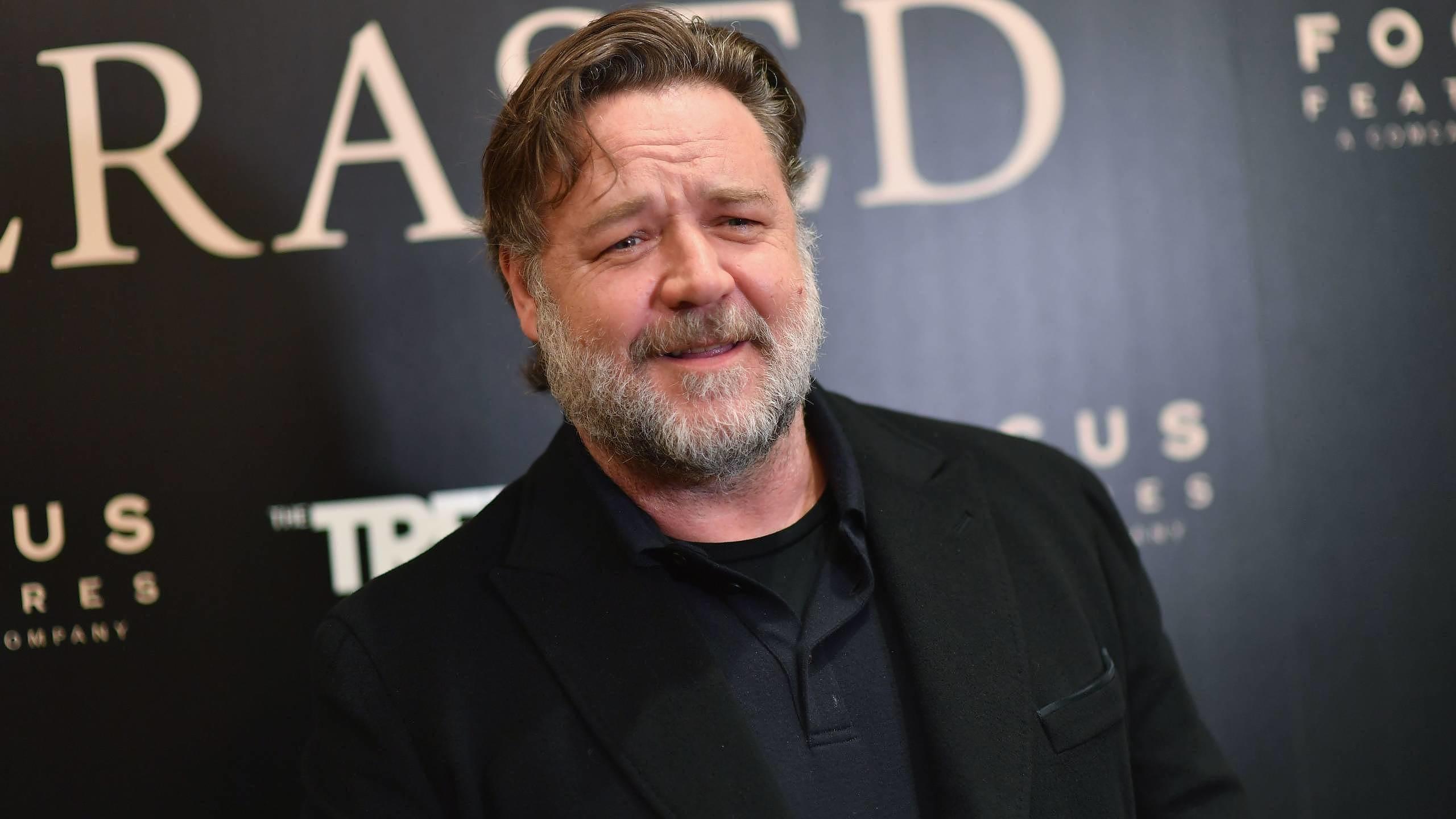 Russell Crowe über herzzerreißenden Verlust: 'er starb in meinen Armen…'