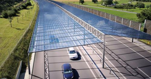 Ein Solardach über Deutschlands Autobahnen könnte unser Energieproblem lösen