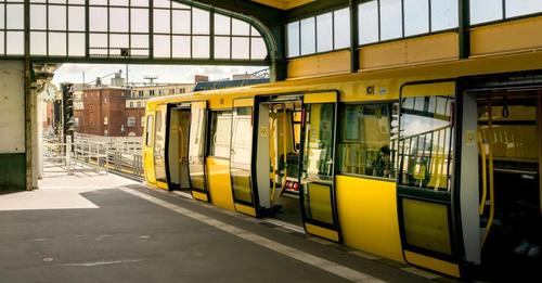 Gesucht: Experte, der Kabeldiebstähle in Berliner U Bahnen verhindern soll