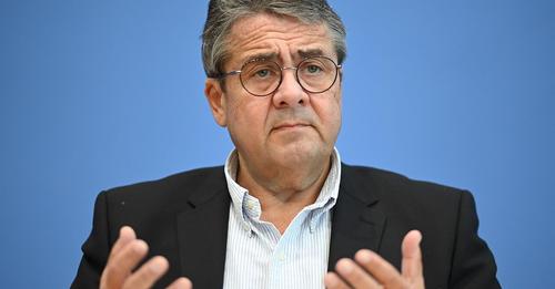 Sigmar Gabriel wirbt für Wahl von CDU-Kandidaten Michael Kretschmer